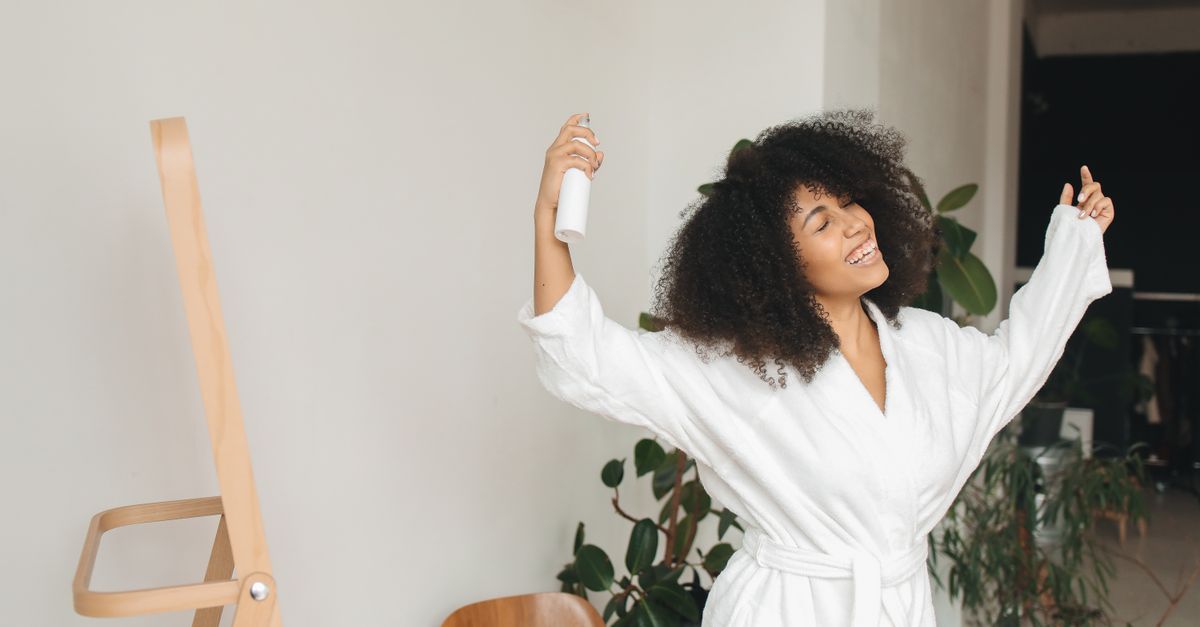 Routine cheveux bouclés : les étapes clés pour définir sans alourdir